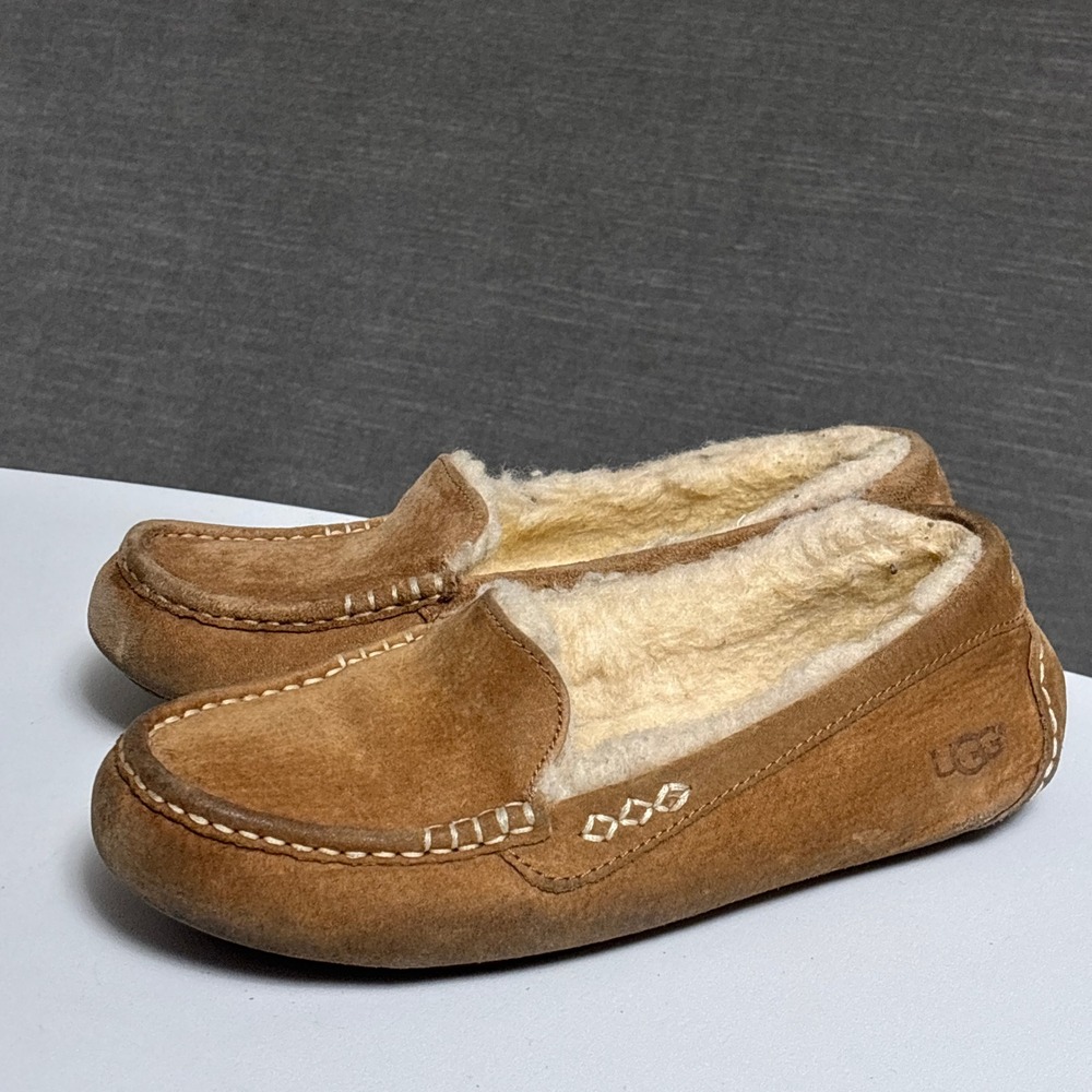 UGG Slippers 7 Ansley Chestnut Suede Shearling Lined Moccasin Loafers